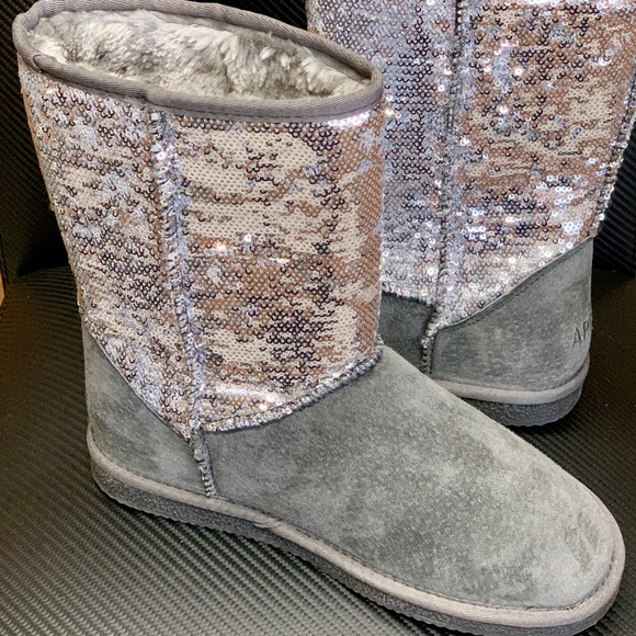 APRES(LAMO) GRAY SUEDE & FUR SHORT BOOT W/SEQUINS - Picture 8 of 8